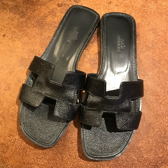 hermes oran sandals black